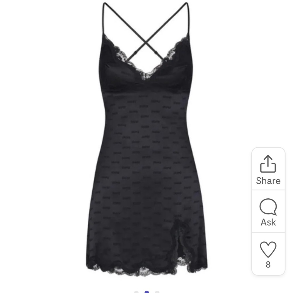 skims Jacquard Lace Slip Dress in Onyx Size SMALL